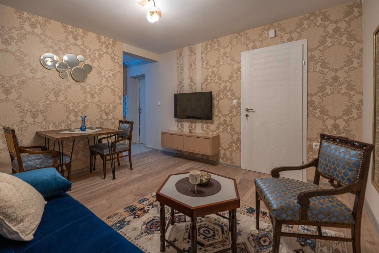 Calendula Apartment
